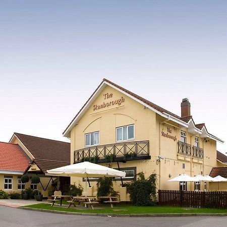 Premier Inn Welwyn Garden City Exterior foto